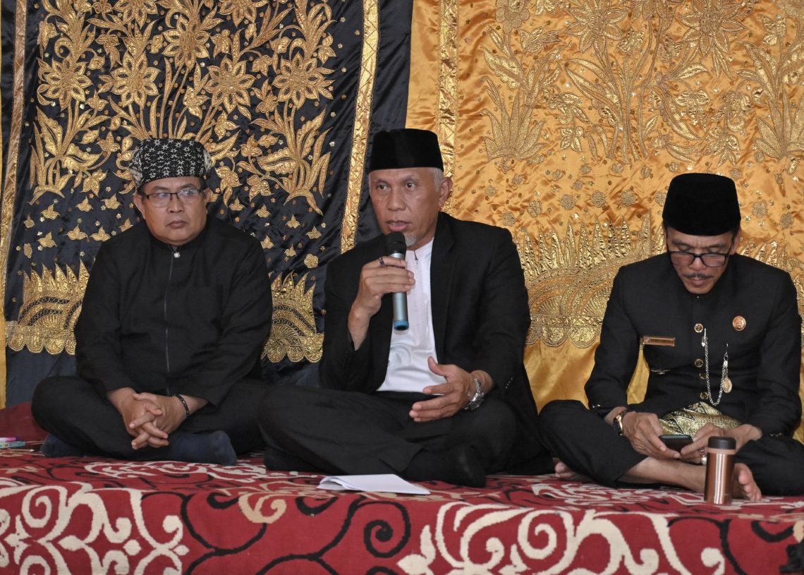 Gubernur Mahyeldi Tegaskan Peran Penghulu Adat Penting Percepat Kemajuan Nagari