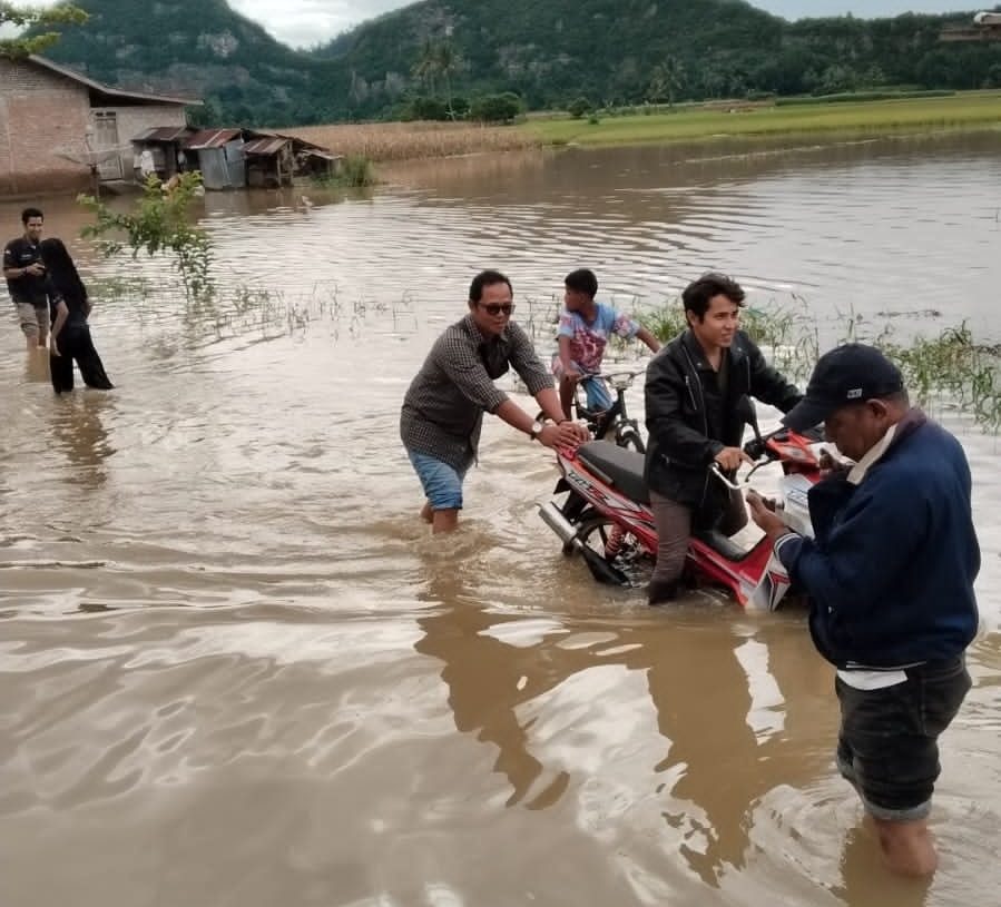 Banjir Kembali Terjang Nagari Taram, Bambang Zulwadi Harapkan Pemerintah Lanjutkan Program Normalisasi Sungai Batang Sinamar