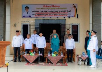 Hadiri Serah Terima Camat Rao, Bupati Pasaman Sabar AS Sampaikan Ini