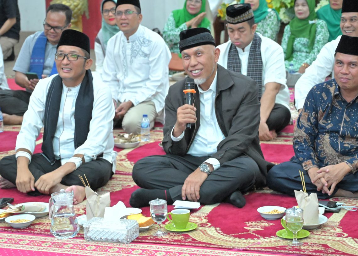 Muhasabah Tahun Baru, Gubernur Mahyeldi Nasihati Generasi Muda agar Senantiasa Dekat pada Allah