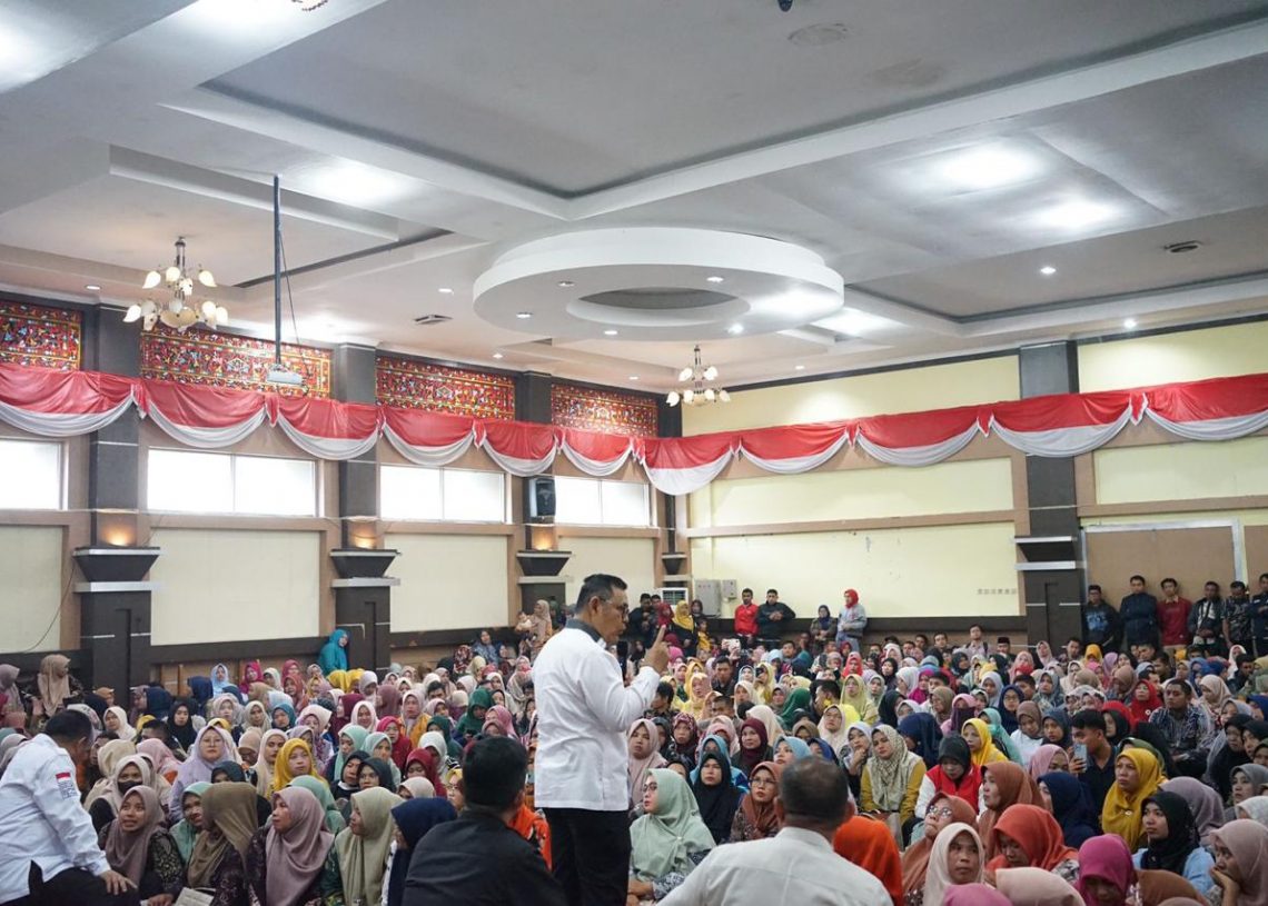 Respon Permintaan Tenaga Kependidikan P2 dan P3, Bupati Epyardi Asda Adakan Dialog Khusus