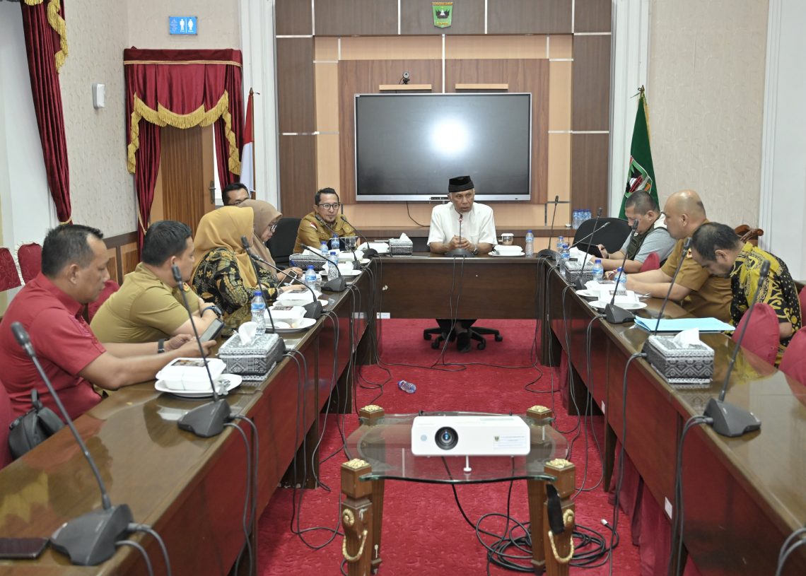 Pemprov Sumbar Salurkan APBD Rp10 Miliar untuk Jalan Ombilin-Batusangkar