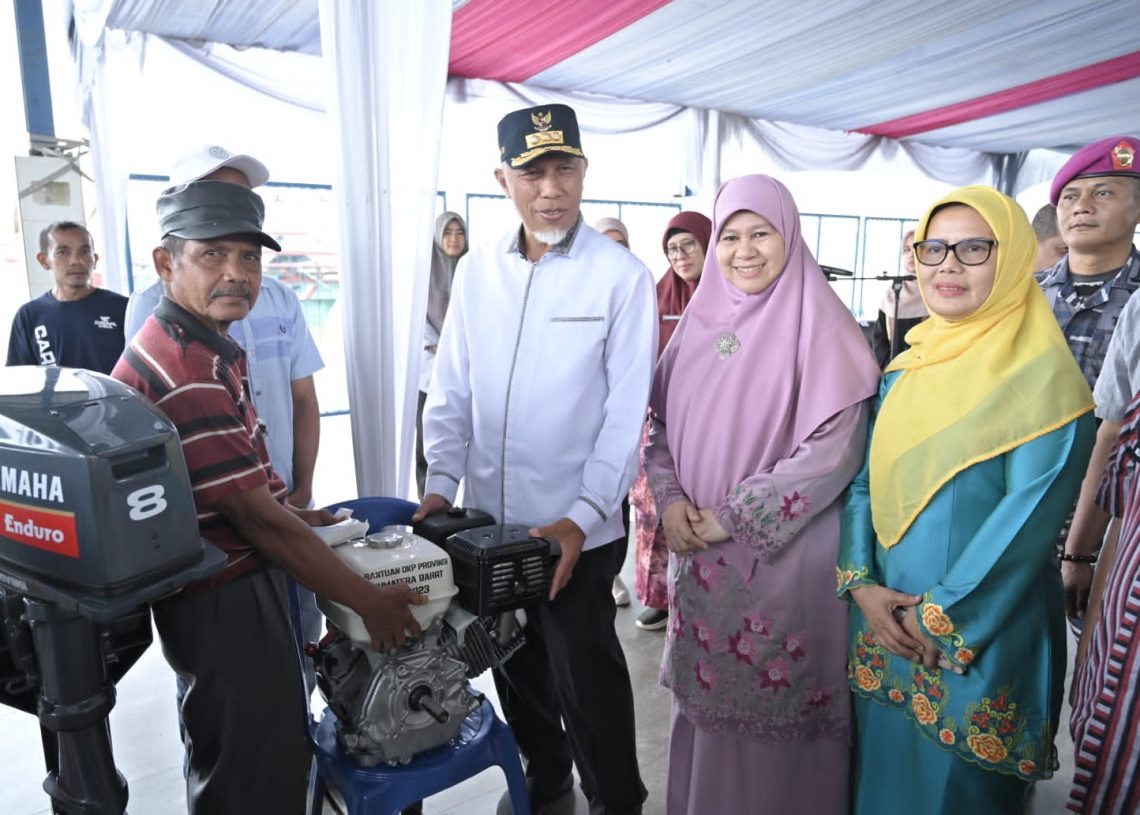 Gubernur Mahyeldi Imbau Nelayan Manfaatkan Gerai Terpadu untuk Pengurusan Perizinan Kapal