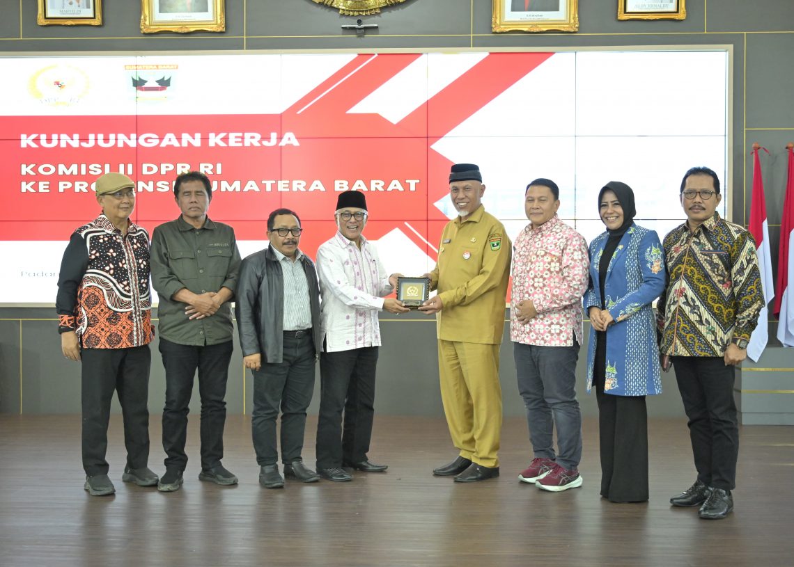 Gubernur Mahyeldi Terima Kunjungan Komisi II DPR RI