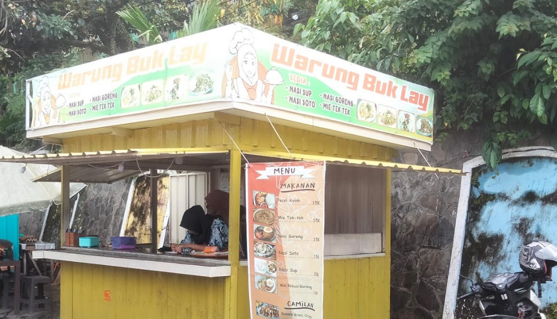 Selera Nikmat “Warung Buk Lay” di Pusat Kota Sawahlunto