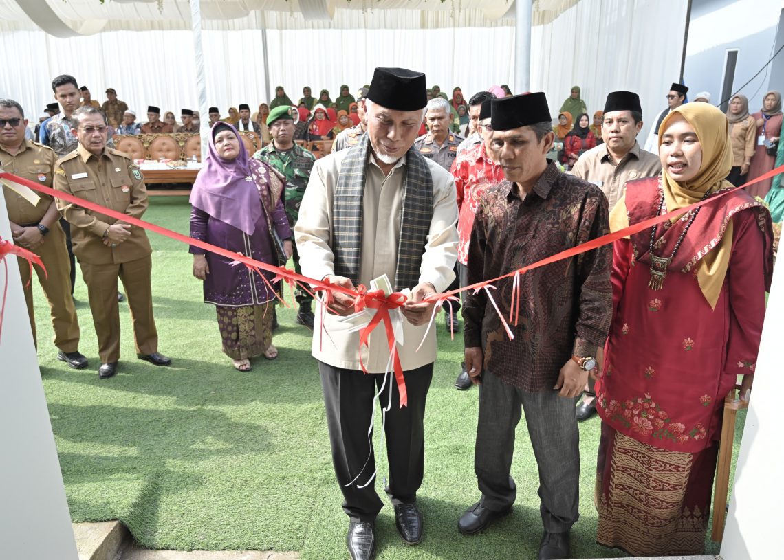 Gubernur Mahyeldi Apresiasi Semangat Bernagari Anak Nagari Canduang Koto Laweh