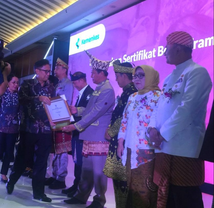 Terima Sertifikat Eradikasi Frambusia dari Kemenkes, Nukman Tegaskan Komitmen Bebas Frambusia dan Filariasis