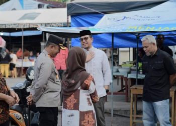 Pj Wako Zefnihan Tinjau Pasar Pabukoan