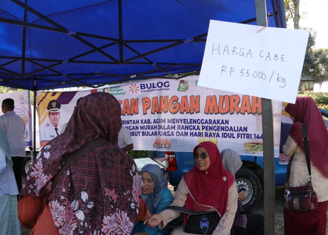 Gerakan Pangan Murah Pemkab Agam Meriahkan HUT Bank Nagari ke-62