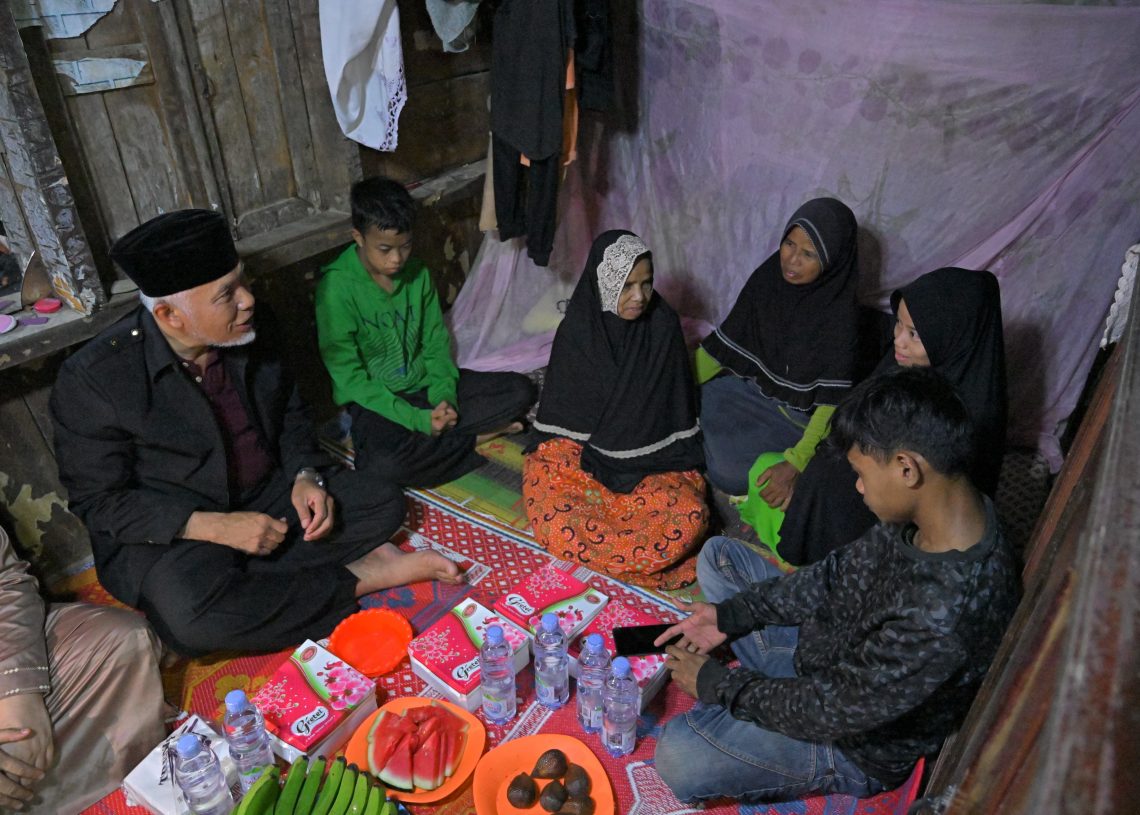 Cara Mahyeldi Singgah Sahur Tanpa Merepotkan Masyarakat