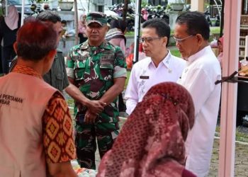 Roberia Sambut Kunjungan Tim BPOM Padang