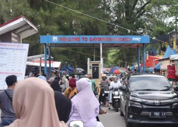 Libur Lebaran, Puluhan Ribu Wisatawan Kunjungi Destinasi Wisata Kota Pariaman