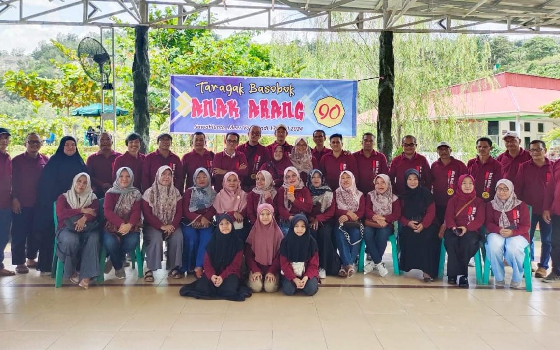 Pererat Silaturrahmi, Anak Arang 90 Sawahlunto Gelar Reuni di Meer Von Kandi Heritage