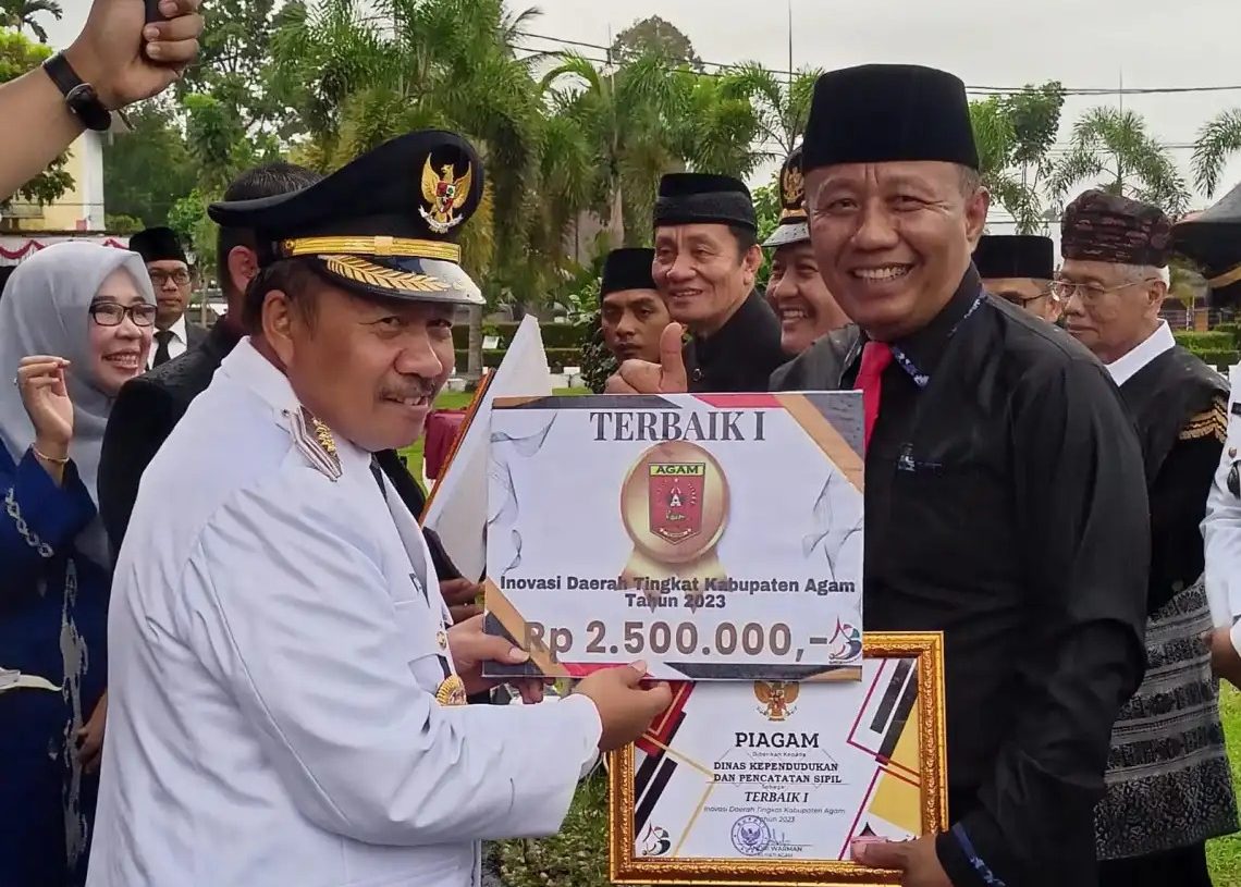 Inovasi SILETON Disdukcapil Agam Raih Penghargaan di Sumatera Barat