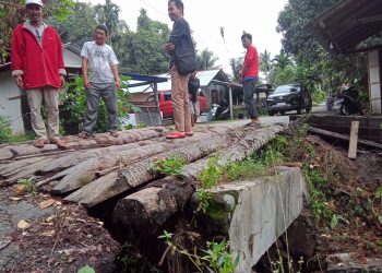 Perbaiki Jembatan Kecil saja Gagal, Mantan Wako Genius Umar Dipermalukan Orang Kampung