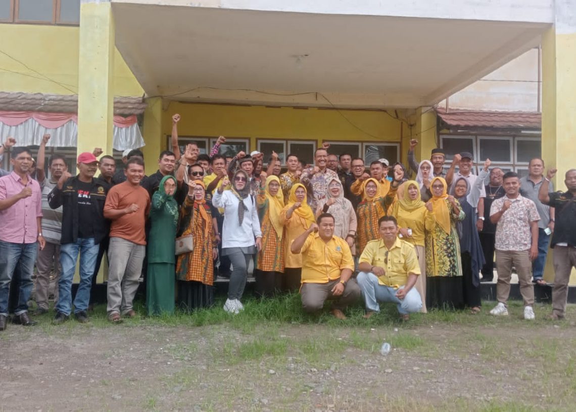 Ratusan Relawan Antar Mardison Mahyuddin Daftar Bacalon Walikota ke 4 Partai