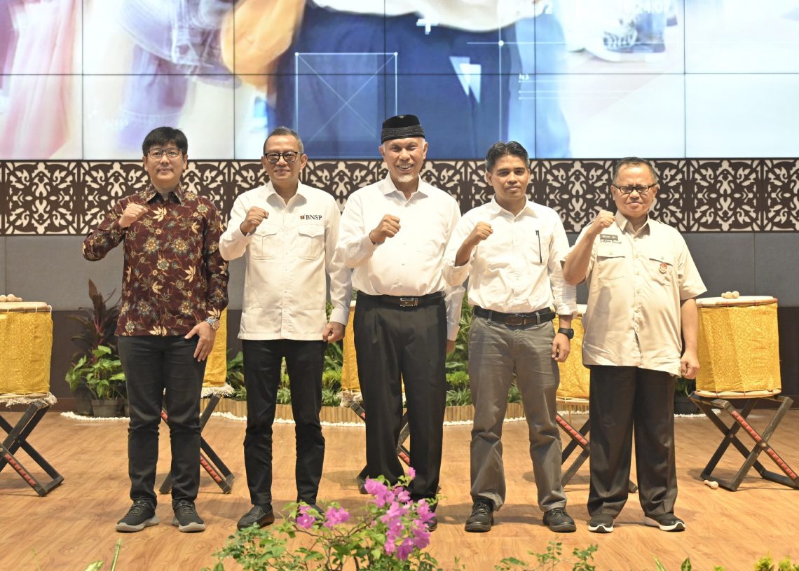 Gubernur Mahyeldi Buka Job Fair, 50 Perusahaan Sediakan 1.500 Lowongan