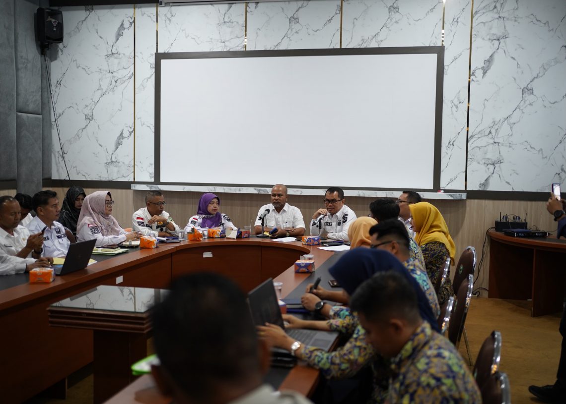 Rapat Tindak Lanjut Dampak Tambang Nagari Aie Dingin Batal Lagi