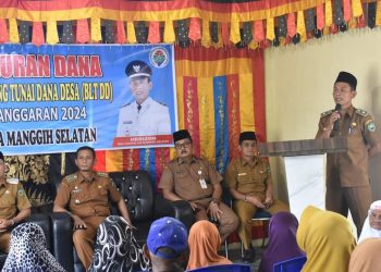 Bupati Pasaman Sabar AS Hadiri Acara penyaluran BLT Tahun 2024 di Nagari Aia Manggih