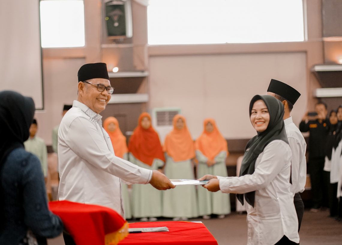 Bupati Epyardi Serahkan SK 401 PPPK