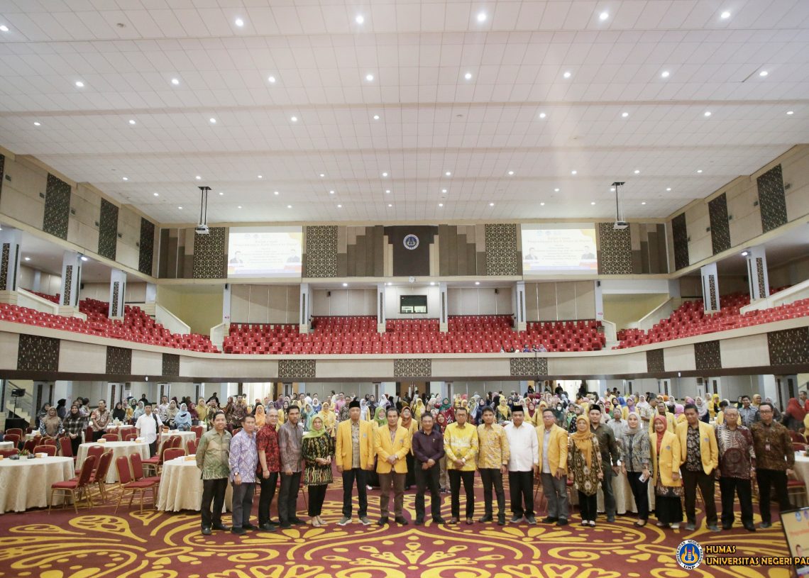 UNP Gelar Kuliah Umum Pengembangan Karir Dosen Bersama Direktur SDM Ditjen Dikti