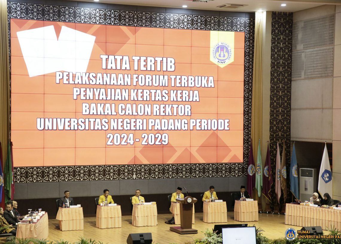 11 Bakal Calon Rektor UNP Sampaikan Kertas Kerja di Forum Terbuka