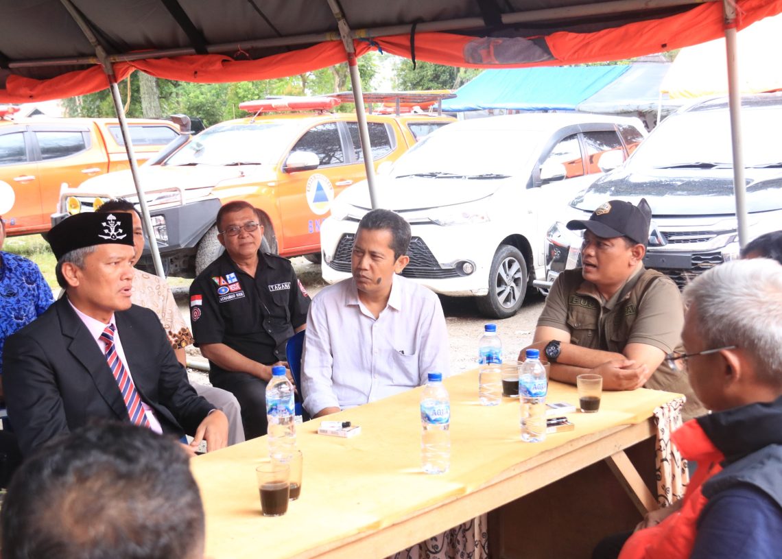 Pj Walikota Roberia Bantu Korban Bencana Agam Rp100 Juta