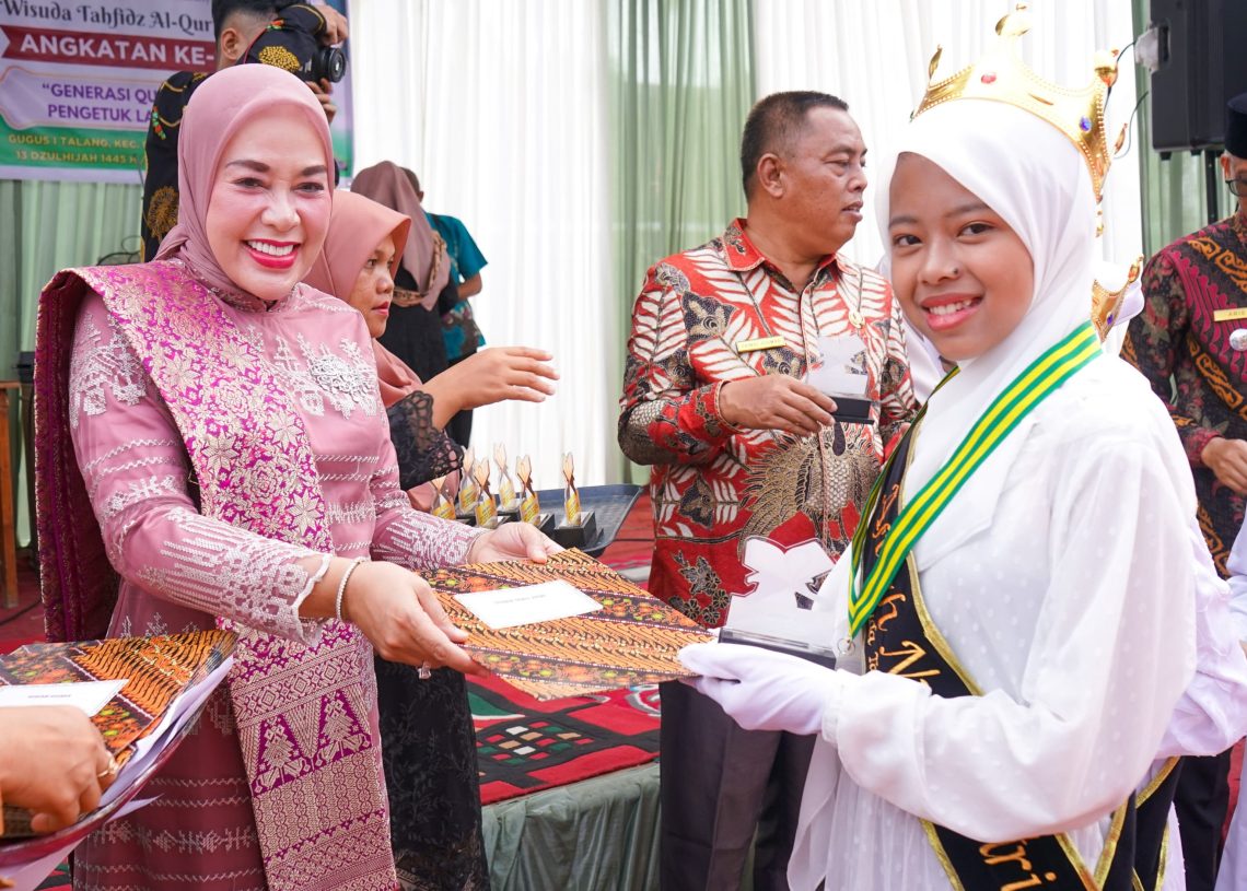 Apresiasi para Tahfidz Qur’an, Pemkab Solok Wisudakan 65 Anak di Gugus 1 Talang