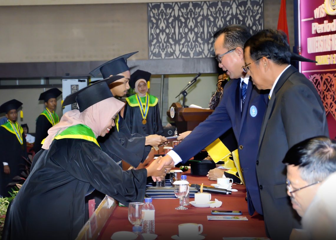 ICMI, UNP dan BPTU HPT Cetak 16 Orang Ahli Pembibitan dan Pembesaran Sapi Setara D1