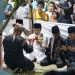 Ratusan Pengunjung Saksikan Prosesi Manabang Batang Pisang pada Pesona Budaya Tabuik Piaman 2024