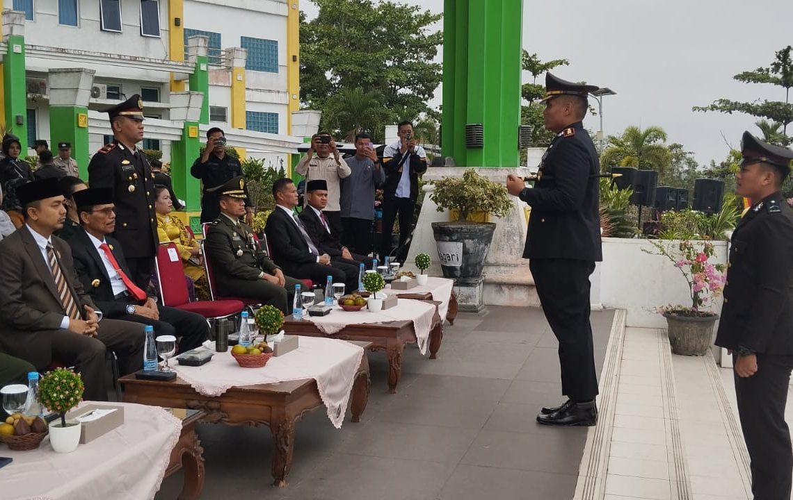 Bupati Safaruddin Hadiri Upacara dan Ucapkan Selamat HUT Bhayangkara ke-78