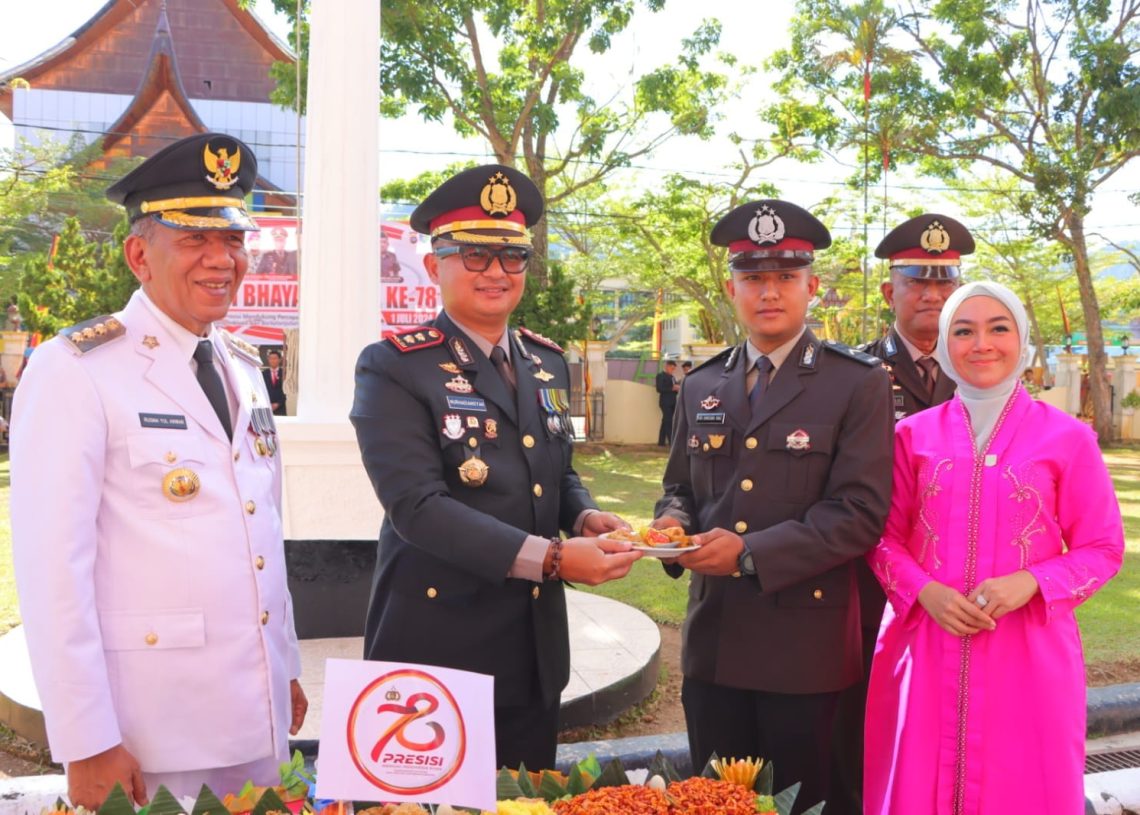 Hadiri Upacara HUT Bhayangkara ke-78, Bupati Rusma Harap Polri Kian Sukses ke Depan