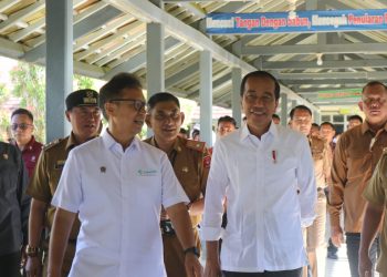 Kunjungi RSU Alimudin Umar Liwa, Presiden Jokowi Janjikan Bantu Alkes Canggih