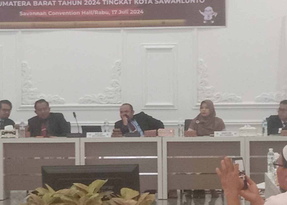 KPU Kota Sawahlunto Lakukan Rapat Pleno Rekapitulasi Perolehan Suara PSU DPD RI