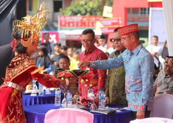Nukman Minta Ajang Festival Budaya Sekala Bekhak sebagai Ajang Promosi Budaya Asli