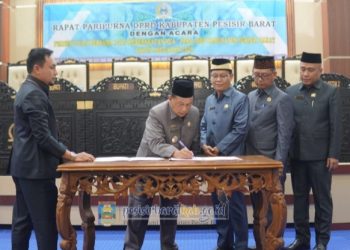 Akhirnya KUA-PPAS APBD Pesisir Barat Tahun Anggaran 2025 Disetujui