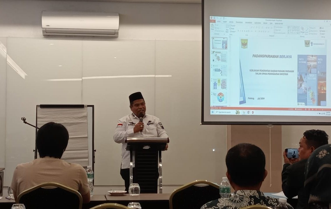 Bimtek DPMPTP, Suhatri Bur Komitmen Permudah Perizinan Pelaku Usaha di Padang Pariaman