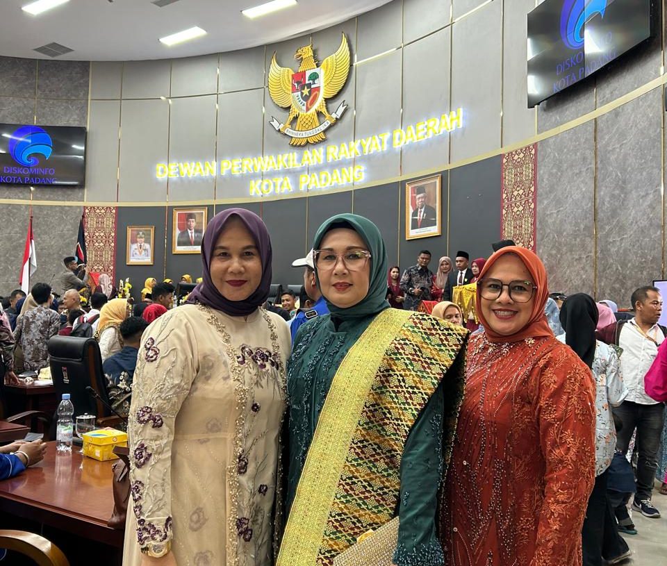 Dilantik sebagai Wakil Rakyat, Srikandi Demokrat Yulasmi Siap Perjuangkan Aspirasi Masyarakat