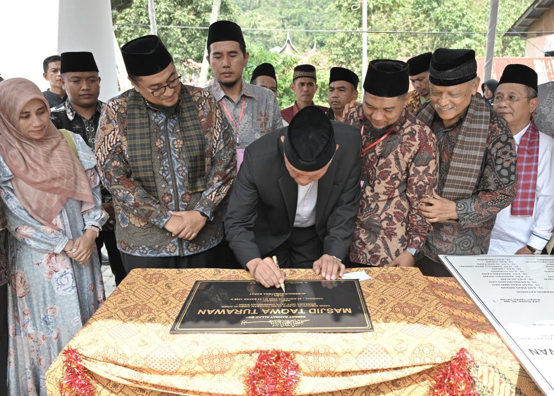 Proses Pembangunan Tuntas, Pemakaian Masjid Taqwa Turawan Diresmikan Gubernur Sumbar