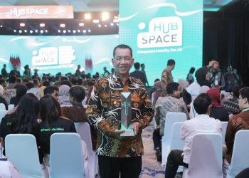 Berhasil Kembangkan Pelabuhan Panasahan, Bupati RA Diganjar Penghargaan dari Menhub