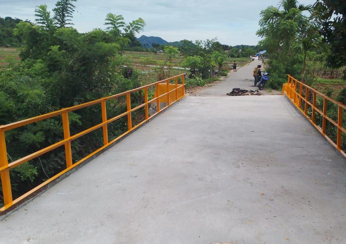 Jembatan Penghubung Nagari Rawang Gunung Malelo – Koto Taratak Rampung Sesuai Jadwal