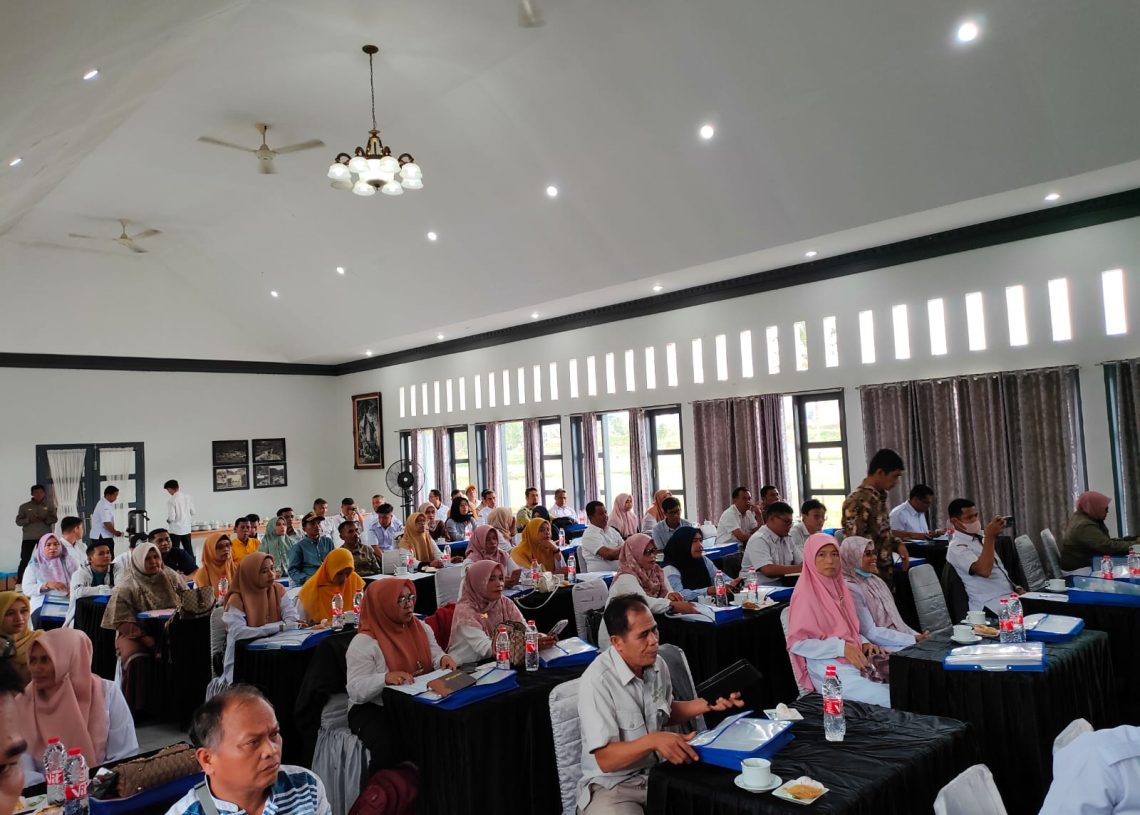 Bupati Limapuluh Kota Buka Bimtek Peningkatan Kapasitas Tim Pendataan Perkebunan Sawit Rakyat