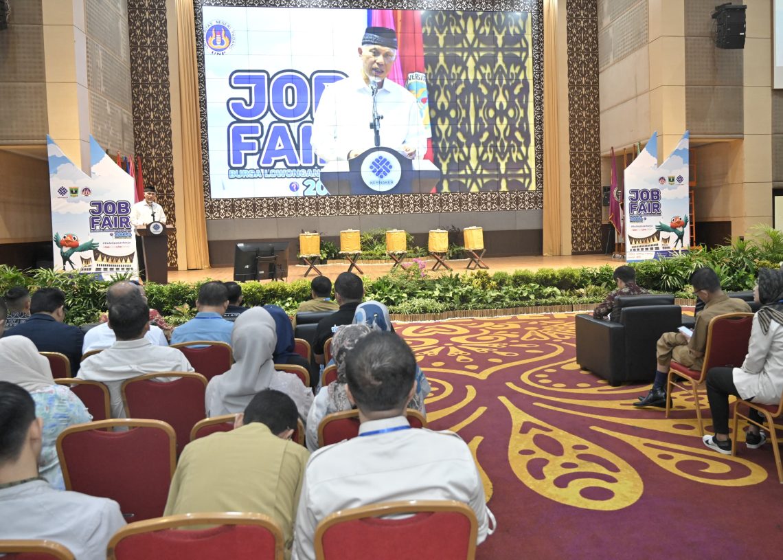 Berhasil Optimalkan Serapan Tenaga Kerja, Gubernur Mahyeldi Tekan Angka Pengangguran