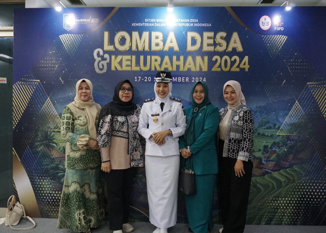 Titi Fanny Gusti Bawa Kelurahan Koto Panjang Masuk Tiga Besar Regional I Lomba Tingkat Nasional