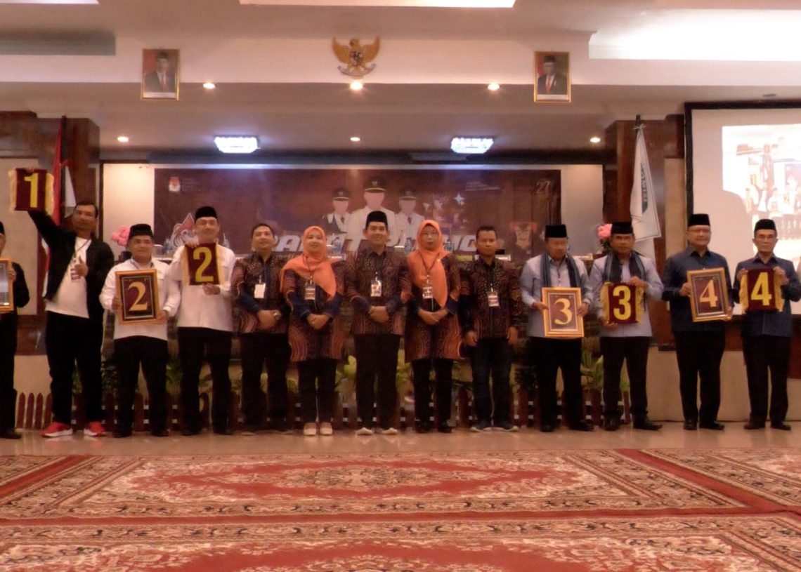 KPU Kabupaten Agam Gelar Pengundian Nomor Urut Paslon Bupati dan Wakil Bupati Pilkada 2024