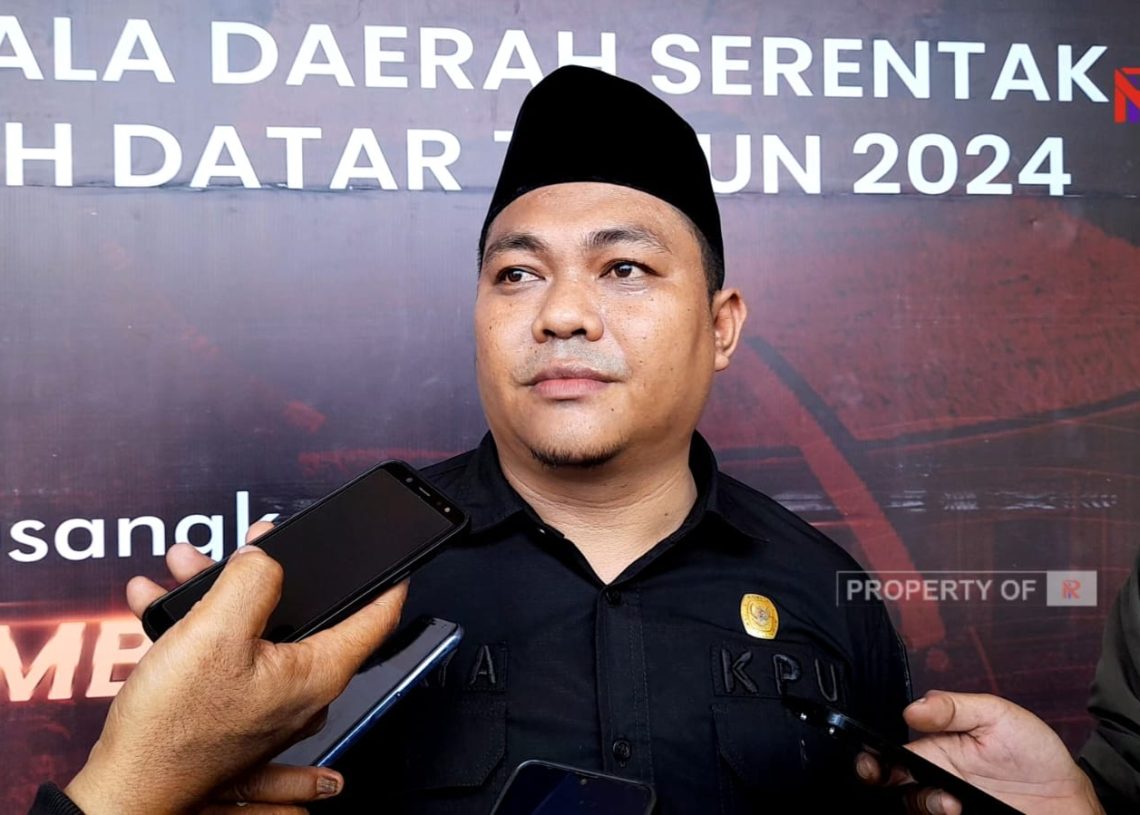 Cegah Hoaks di Pilkada 2024, Ketua KPU Tanah Datar Tekankan Pentingnya Komunikasi Efektif