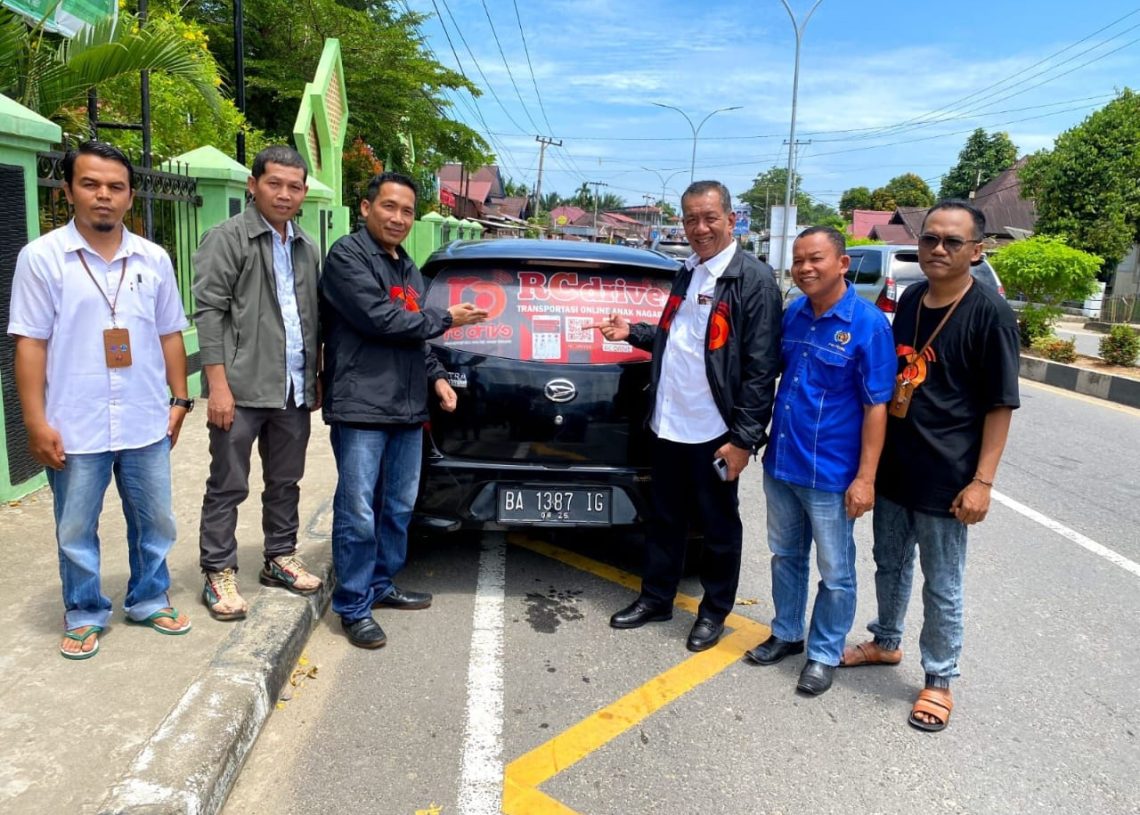 Bupati RA Kunjungi RC Drive, Platform Transportasi Online yang Digagas Komunitas Anak Nagari