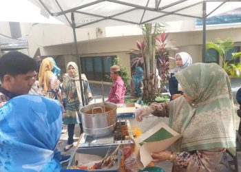 Bazar UMKM Padang: Tersedia Sarapan dan Camilan Rp10 Ribu Kenyang