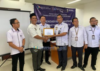 Buka FGD Satu Data, Sekda Pesibar Rencanakan Pencanangan Desa Cantik