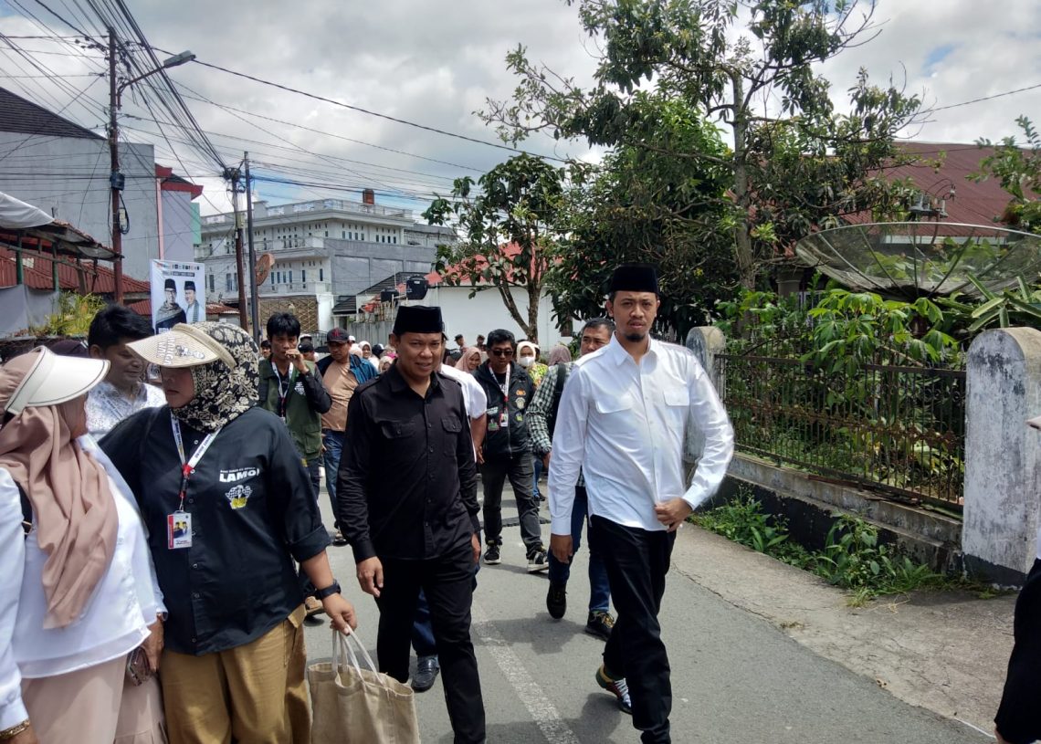 Dari Blusukan Erman-Heldo di Tarok Dipo, Warga : Masih Ada yang Sulit Penuhi Kebutuhan Sehari-hari